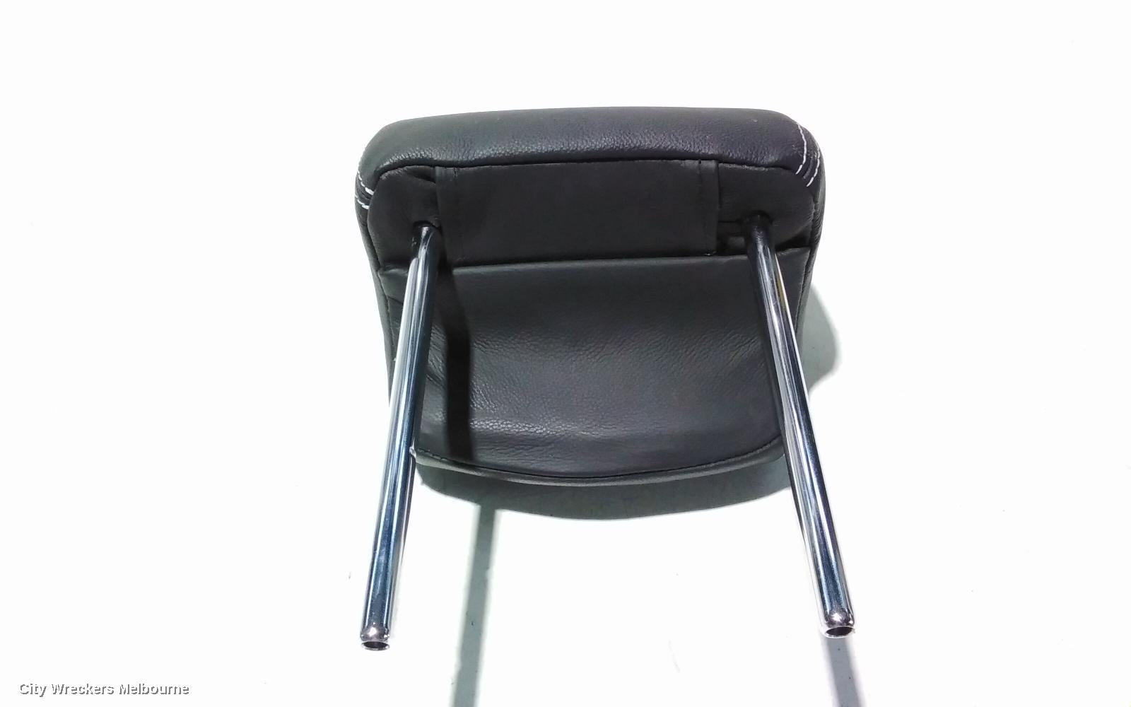 TOYOTA PRIUS HEADREST, ZVW40R, PRIUS V, RH REAR, 2ND ROW, LEATHER, BLACK, 06/2015 - 03/2021 - Image 2