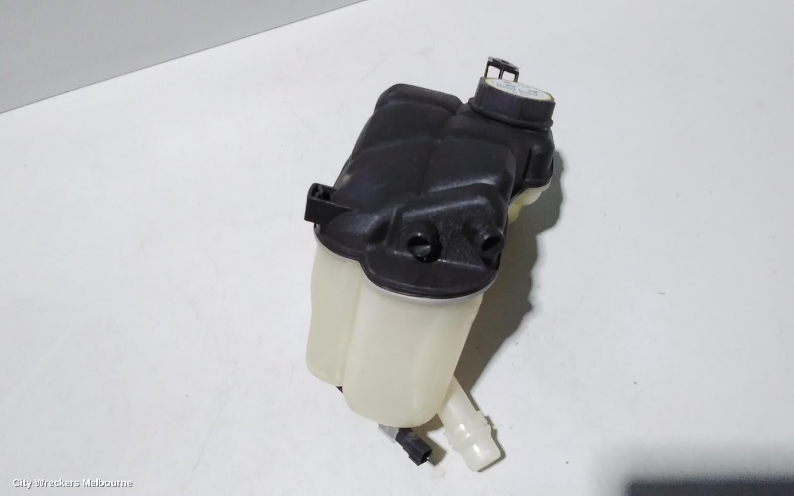 LAND ROVER DISCOVERY SPORT OVERFLOW BOTTLE, L550, 01/2015 ONWARDS - Image 3