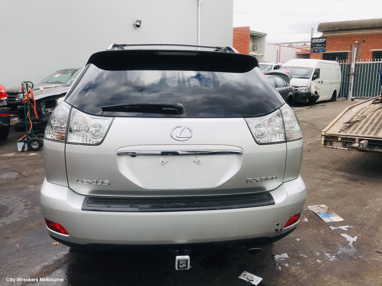 LEXUS RX SERIES LEFT TAILLIGHT, RX330/RX350, MCU3/GSU3#, IN BODY, 04/2003 - 11/2008 - Image 1
