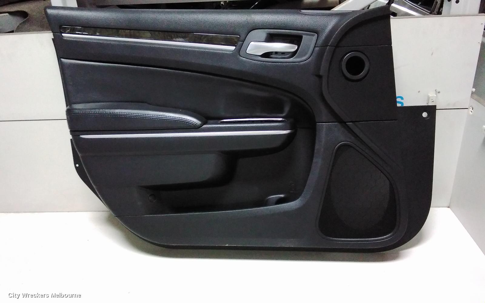 CHRYSLER 300C DOOR TRIM, LH FRONT, LX, LEATHER, BLACK, 07/2012 ONWARDS - Image 1