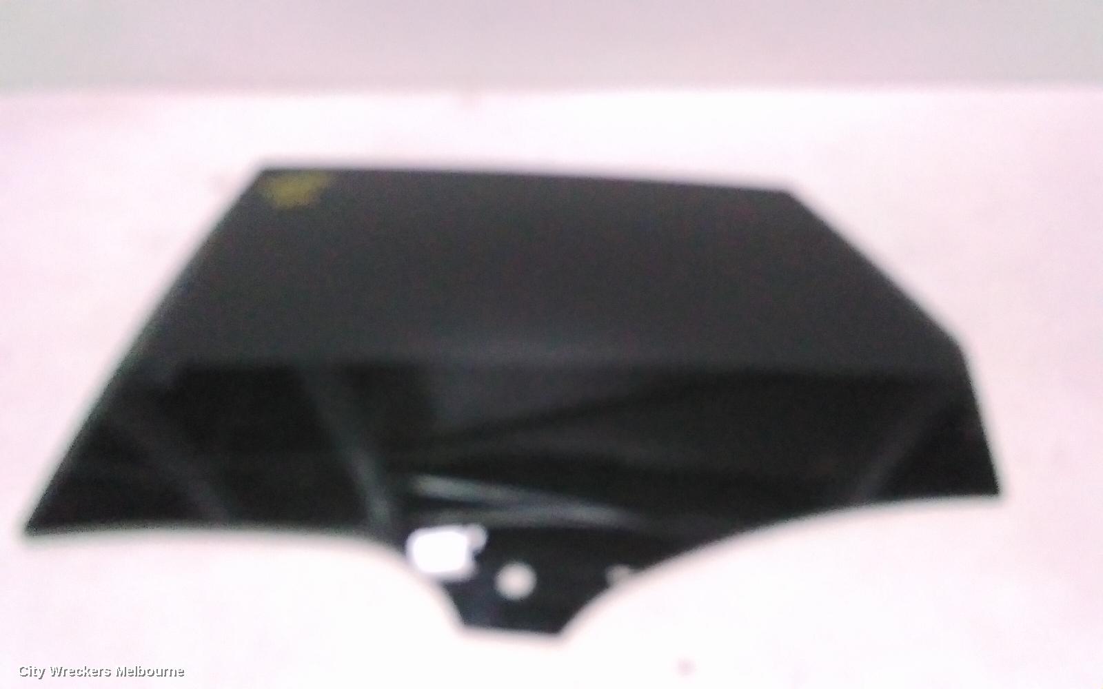 PORSCHE MACAN LEFT REAR DOOR WINDOW, 95B, 06/2014 - 12/2025 - Image 2