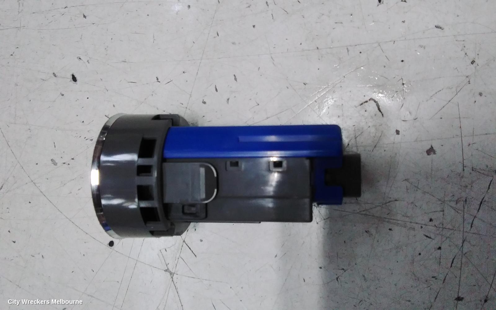 TOYOTA PRIUS, ZVW40R, PRIUS V, 05/2012 - 11/2022, START STOP BUTTON: 145013 - Image 2