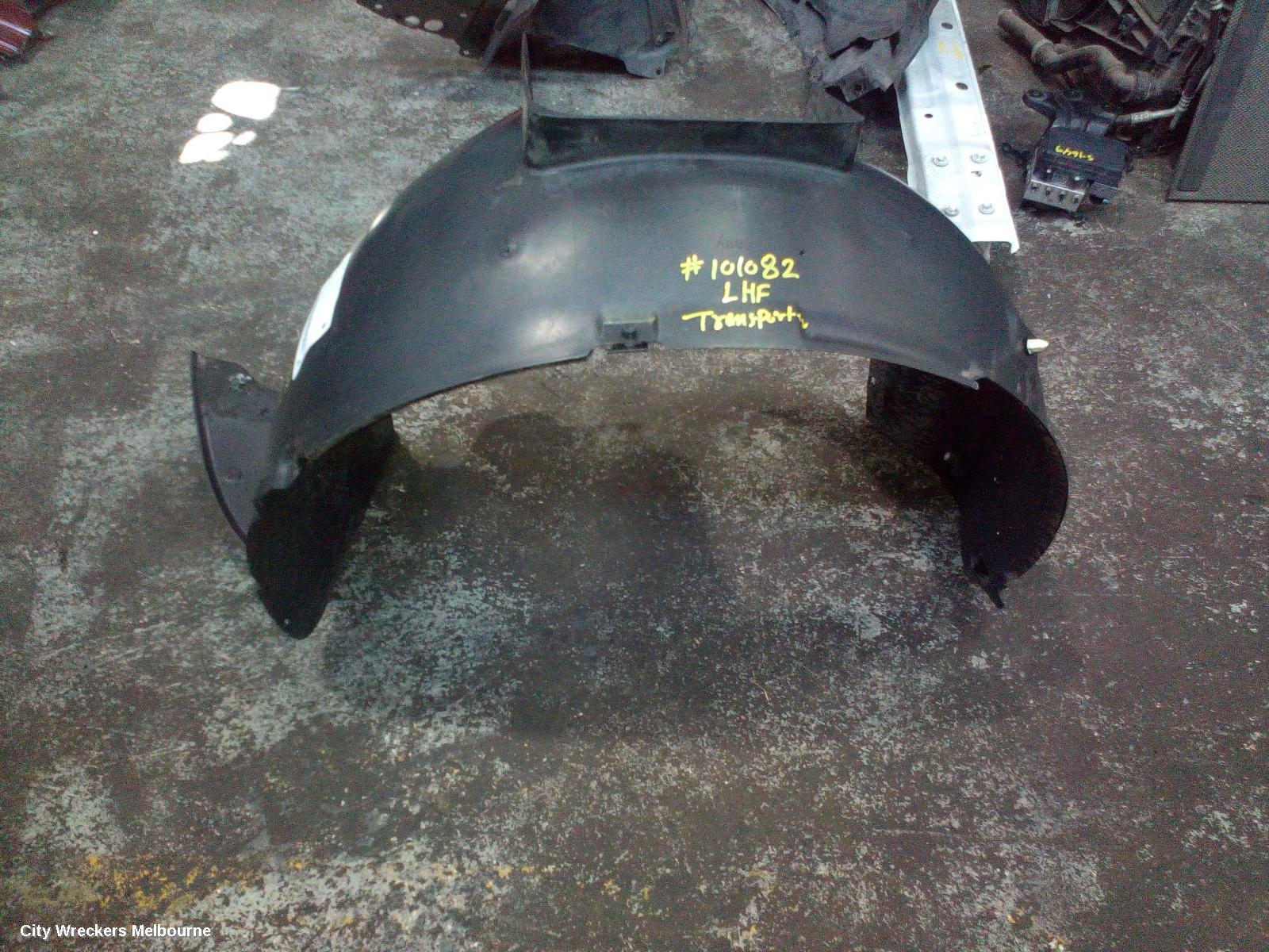 VOLKSWAGEN TRANSPORTER LEFT GUARD LINER, T5, 08/2004 - 06/2015 - Image 2