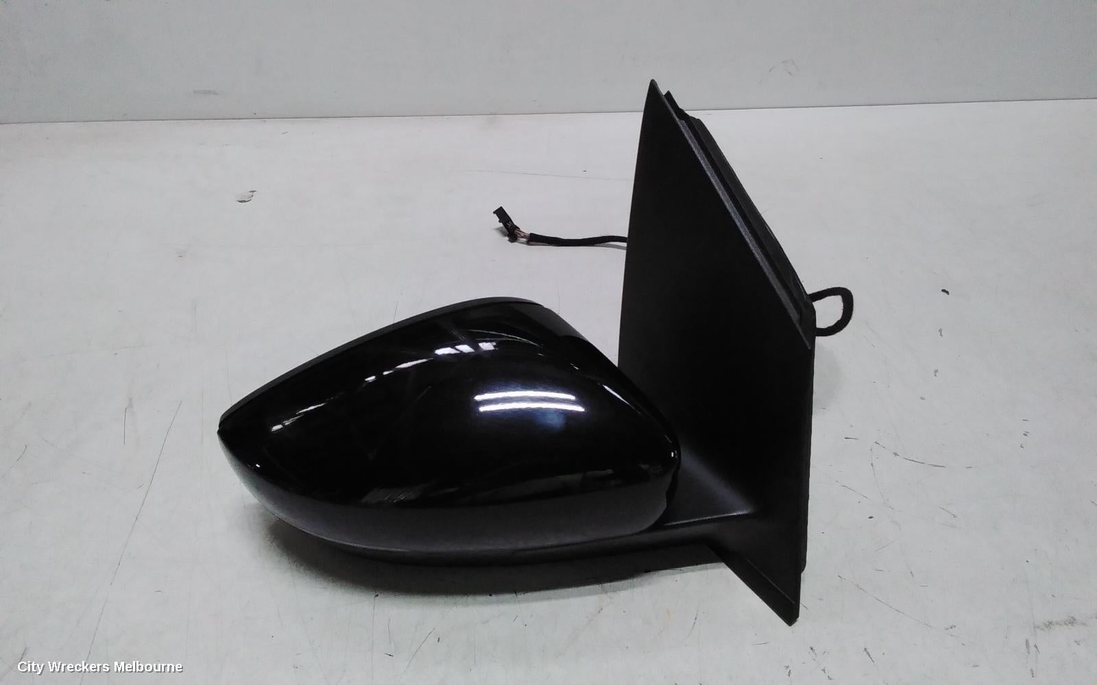 VOLKSWAGEN POLO RIGHT DOOR MIRROR, 6R, HEATED TYPE, 05/2014 - 09/2017 - Image 1
