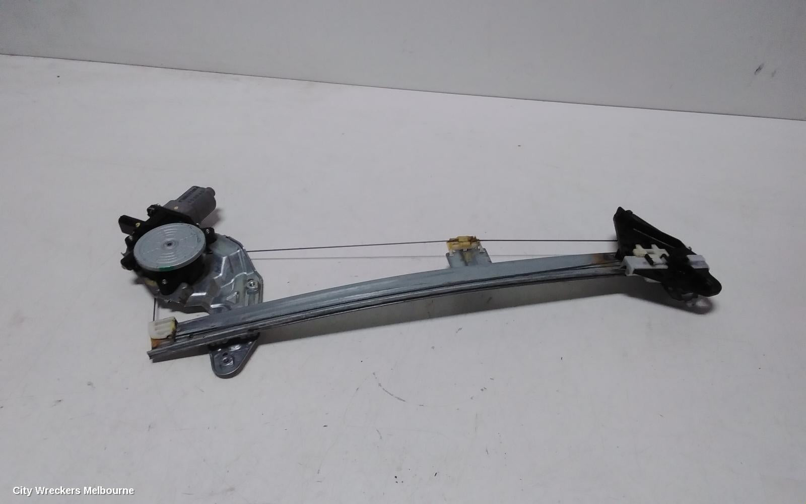 HONDA JAZZ LEFT FRONT WINDOW REG/MOTOR, GE, POWER, 08/2008 - 06/2014 - Image 3