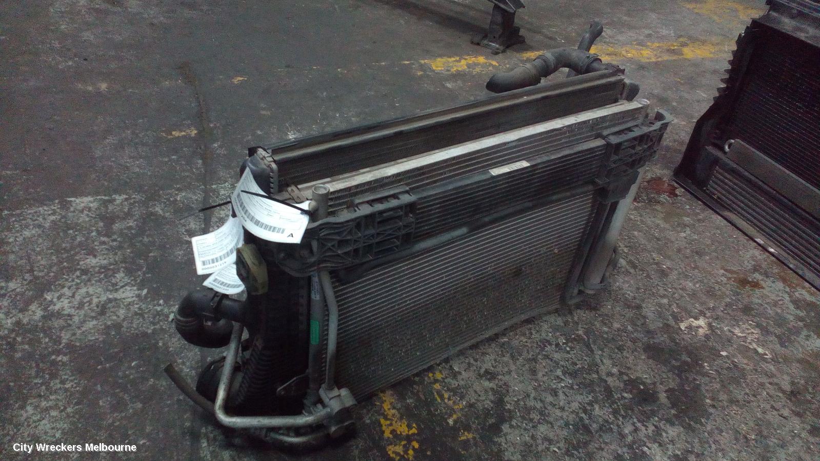 VOLKSWAGEN PASSAT RADIATOR, 2.0, PETROL, BWA CODE, 3C/MK6 B6-B7, 03/2006 - 03/2011 - Image 2