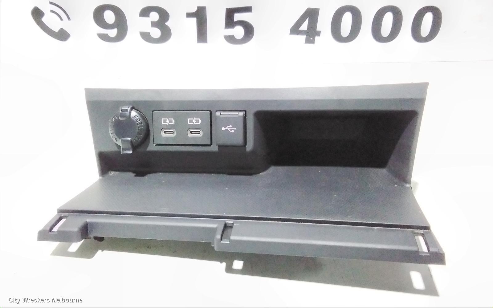 TOYOTA KLUGER, XU70 SERIES, 03/2021 ONWARDS, AUX: 105561 - Image 2