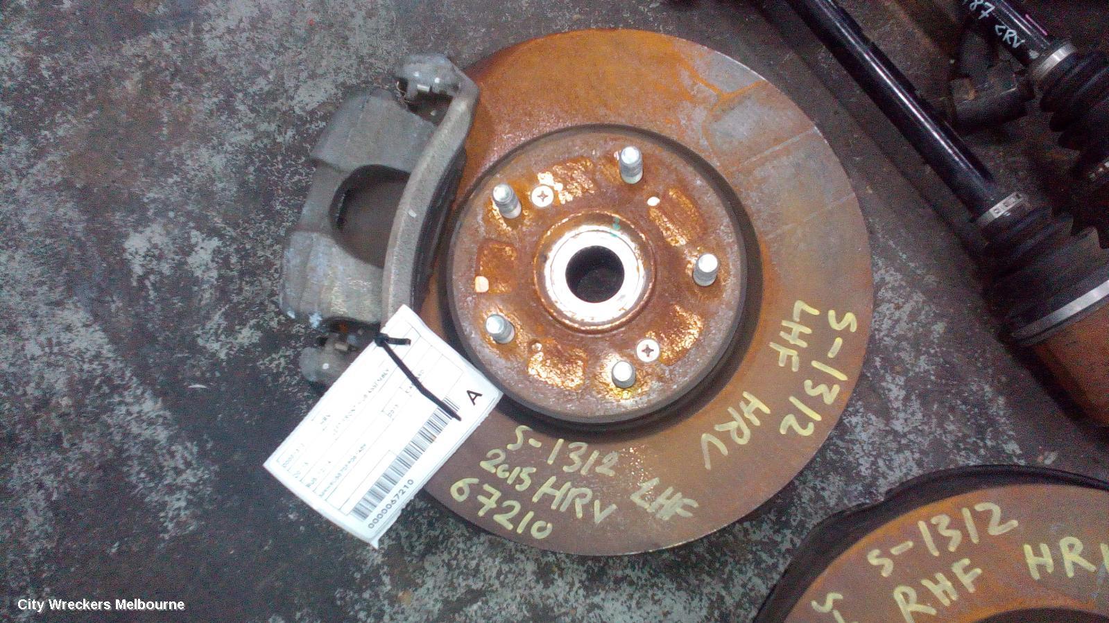 HONDA HRV LEFT FRONT HUB ASSEMBLY, RU, 12/2014 - 10/2021 - Image 1