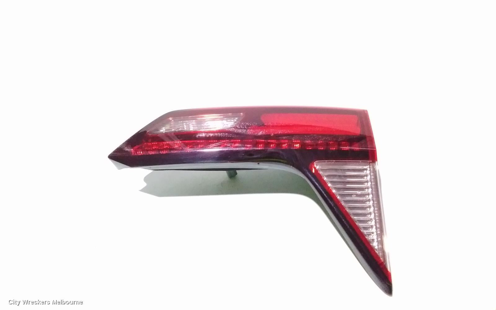 HONDA HRV REAR GARNISH, TAILGATE LAMP (RH SIDE), RU5, VTI-S/VTI-L, OPTICAL GUIDE TYPE, 12/2014 - 06/2018 - Image 1