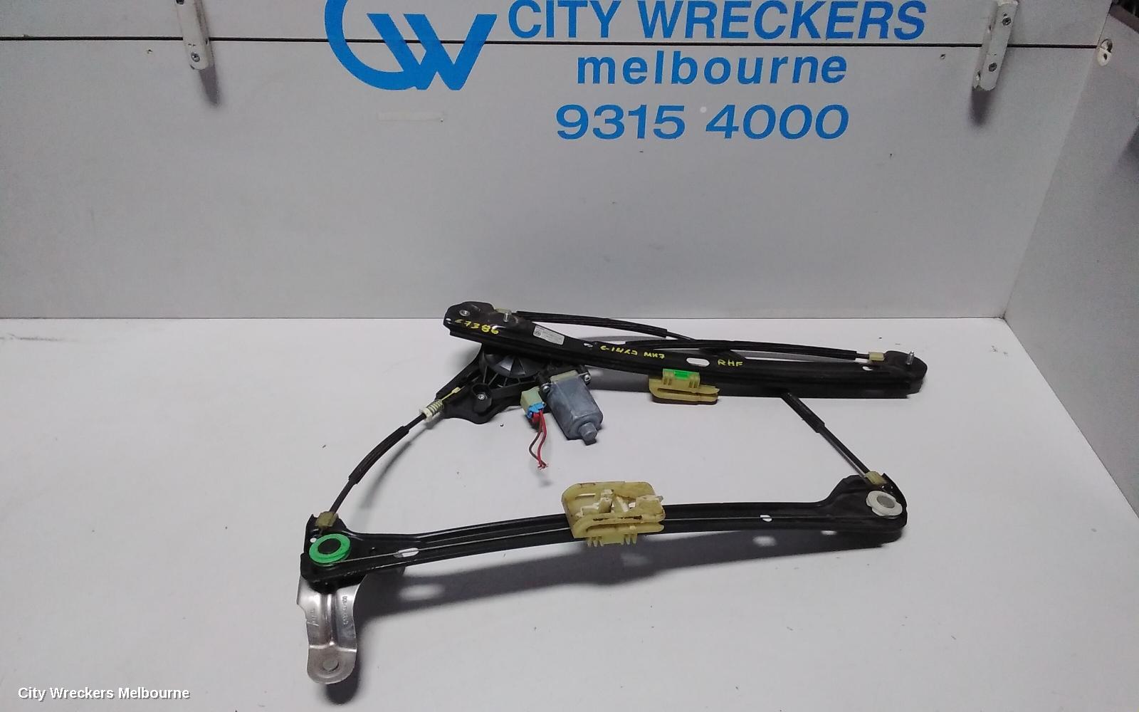 VOLKSWAGEN GOLF RIGHT FRONT WINDOW REG/MOTOR, GEN 7, 5DR HATCH/WAGON, 03/2013 - 08/2020 - Image 1