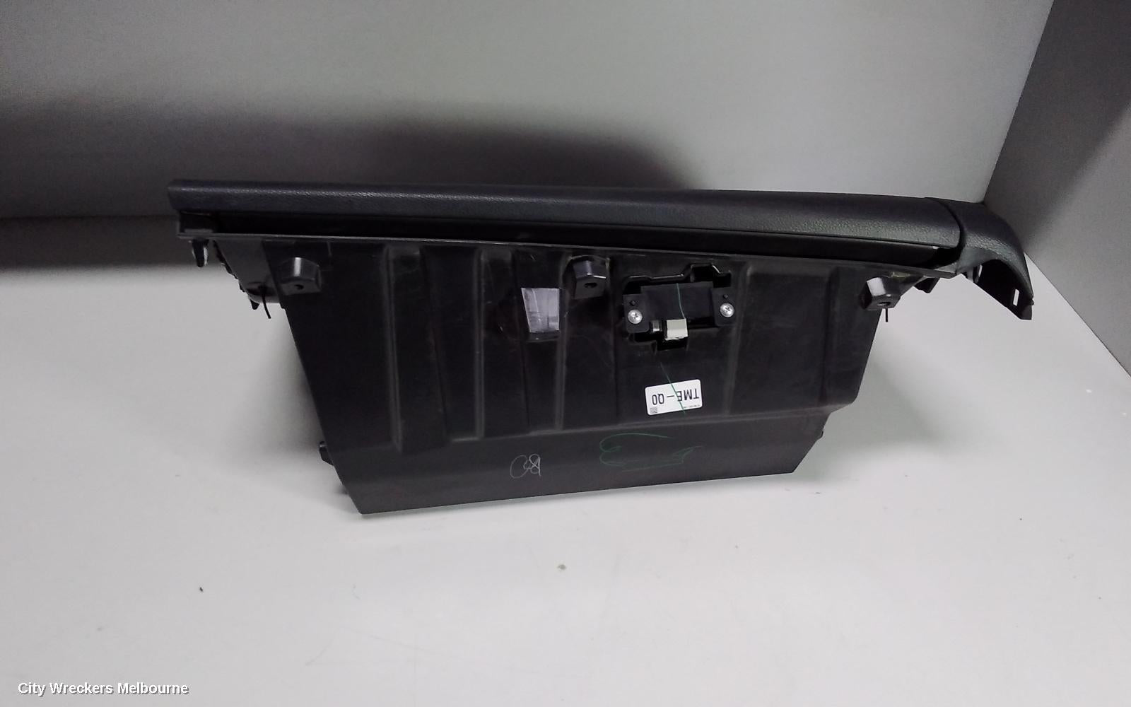 HONDA CRV GLOVE BOX, RW, 05/2017 - 08/2023 - Image 2