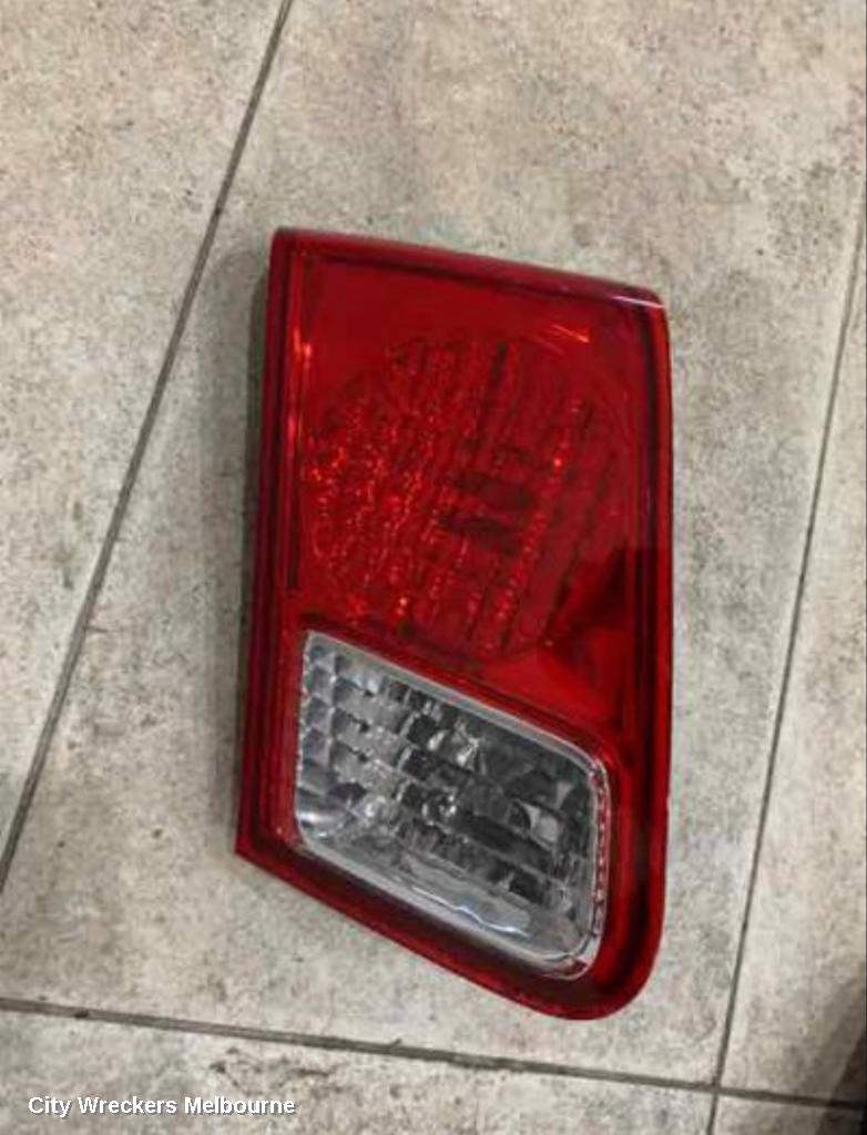 HONDA CIVIC LEFT TAILLIGHT, 7TH GEN, SEDAN, 10/2003 - 12/2005 - Image 1
