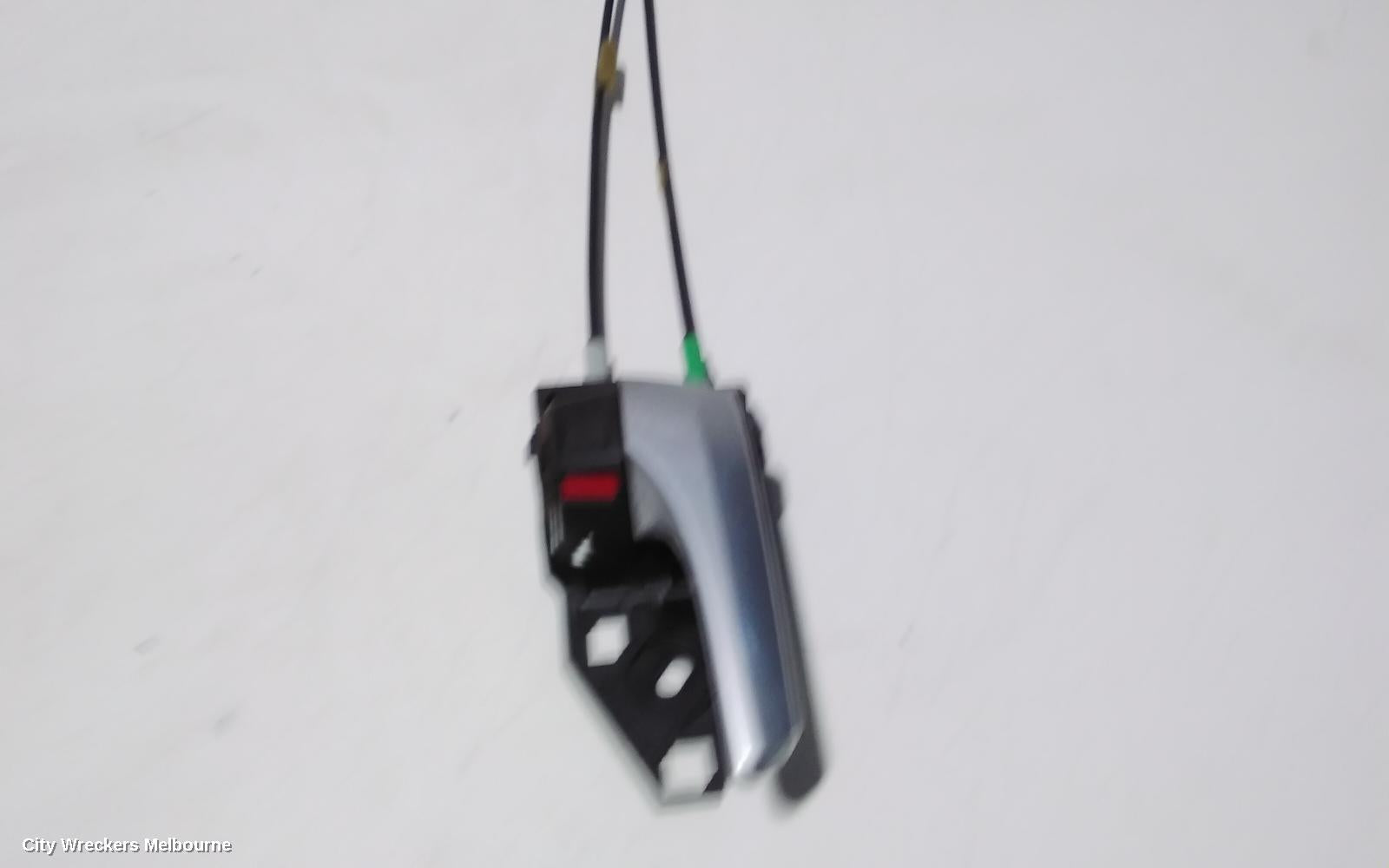 TOYOTA KLUGER DOOR/BOOT/GATE LOCK, RIGHT FRONT DOOR LOCK, GSU50/GSU55, 03/2014 - 02/2021 - Image 3