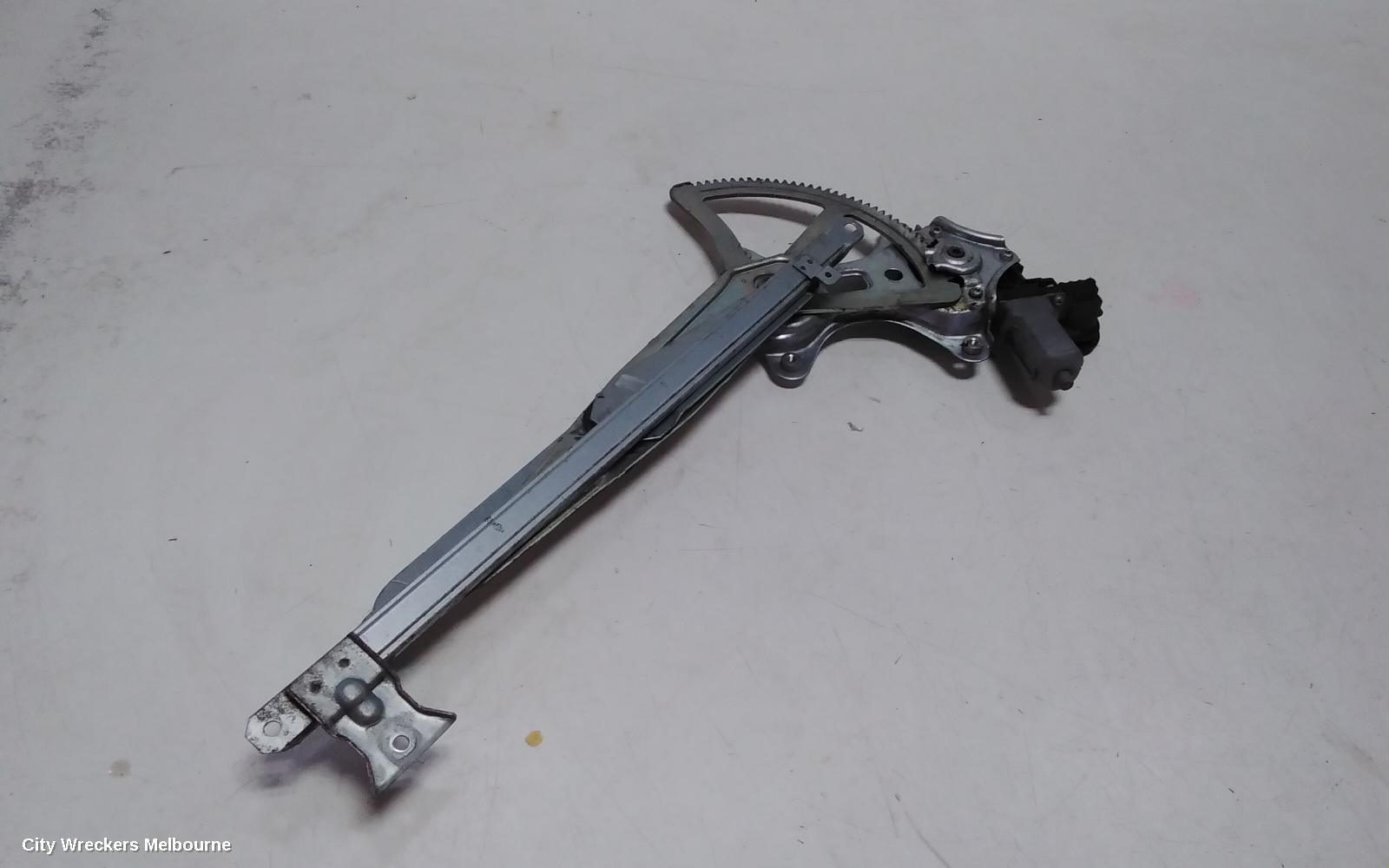 TOYOTA HIACE LEFT FRONT WINDOW REG/MOTOR, DOOR REG AND MOTOR ASSY, TRH/KDH, 03/2005 - 04/2019 - Image 2
