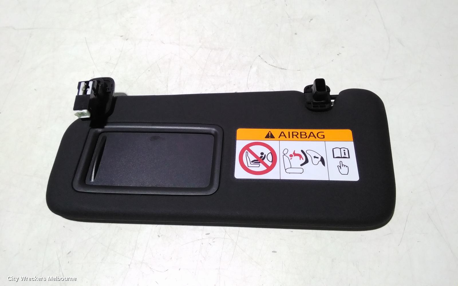 MAZDA MX30 SUNVISOR, DR, 11/2020 - 12/2025 - Image 2