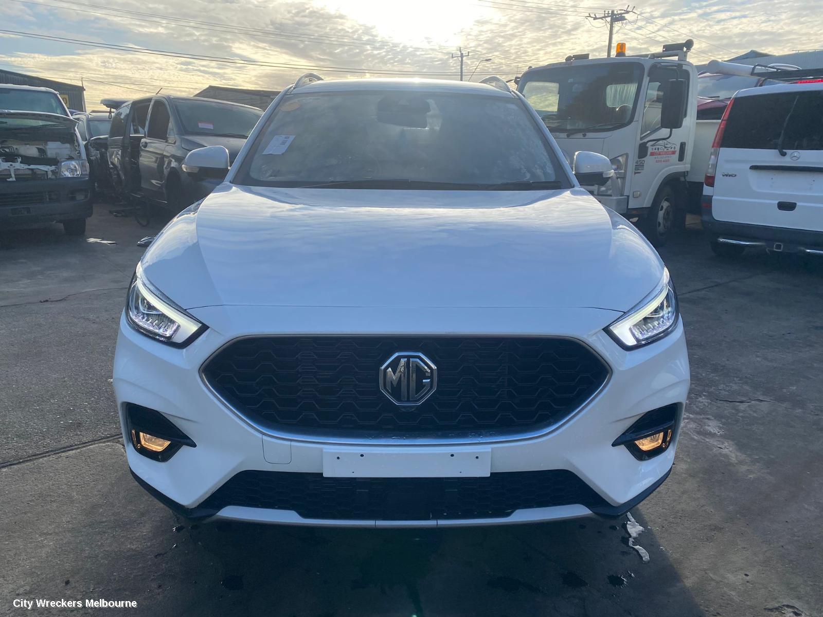 MG ZS CONSOLE, AZS1, W/ LID TYPE, 09/2017 ONWARDS - Image 2