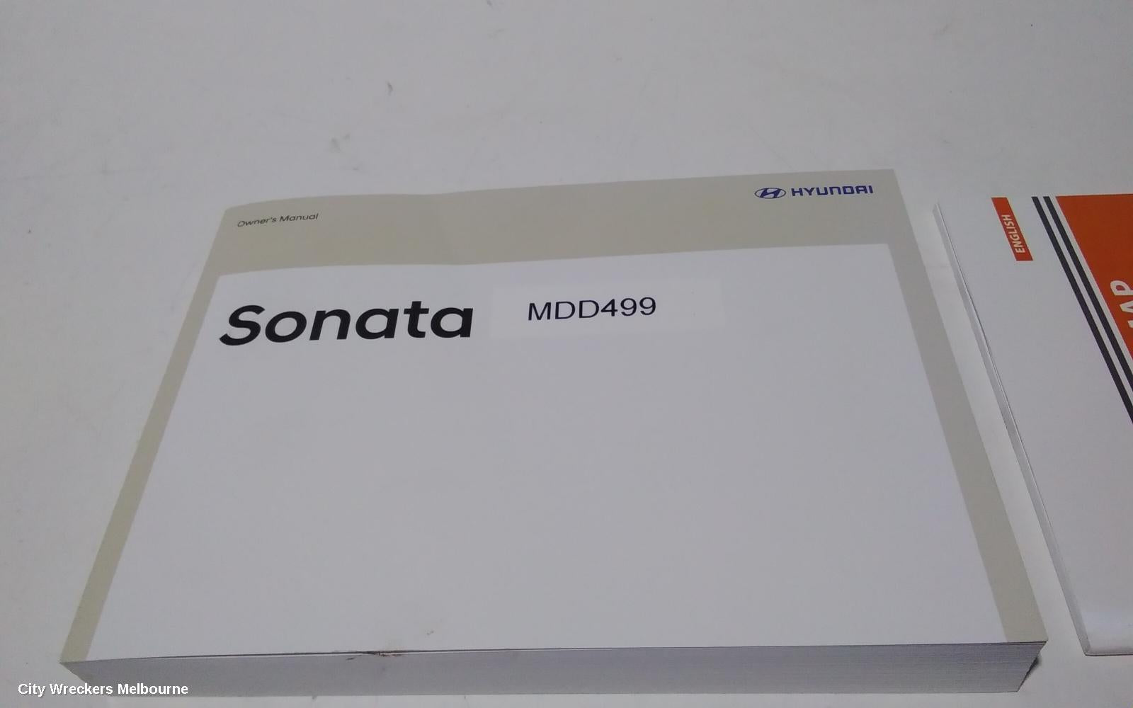 HYUNDAI SONATA OWNERS HANDBOOK, LF, 10/2014 - 01/2020 - Image 3