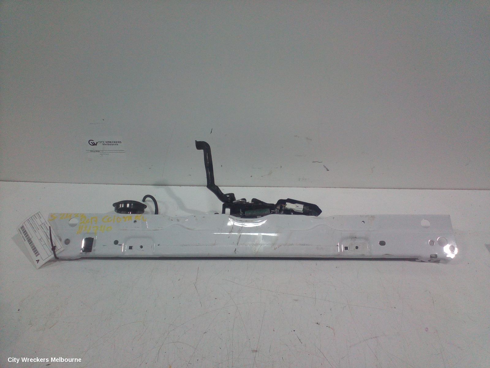 HOLDEN COLORADO BONNET LOCK/SUPPORT, RG/RG 7, 01/2012 - 12/2020 - Image 2