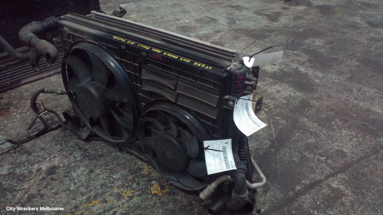 VOLKSWAGEN PASSAT RADIATOR, 2.0, PETROL, BWA CODE, 3C/MK6 B6-B7, 03/2006 - 03/2011 - Image 1