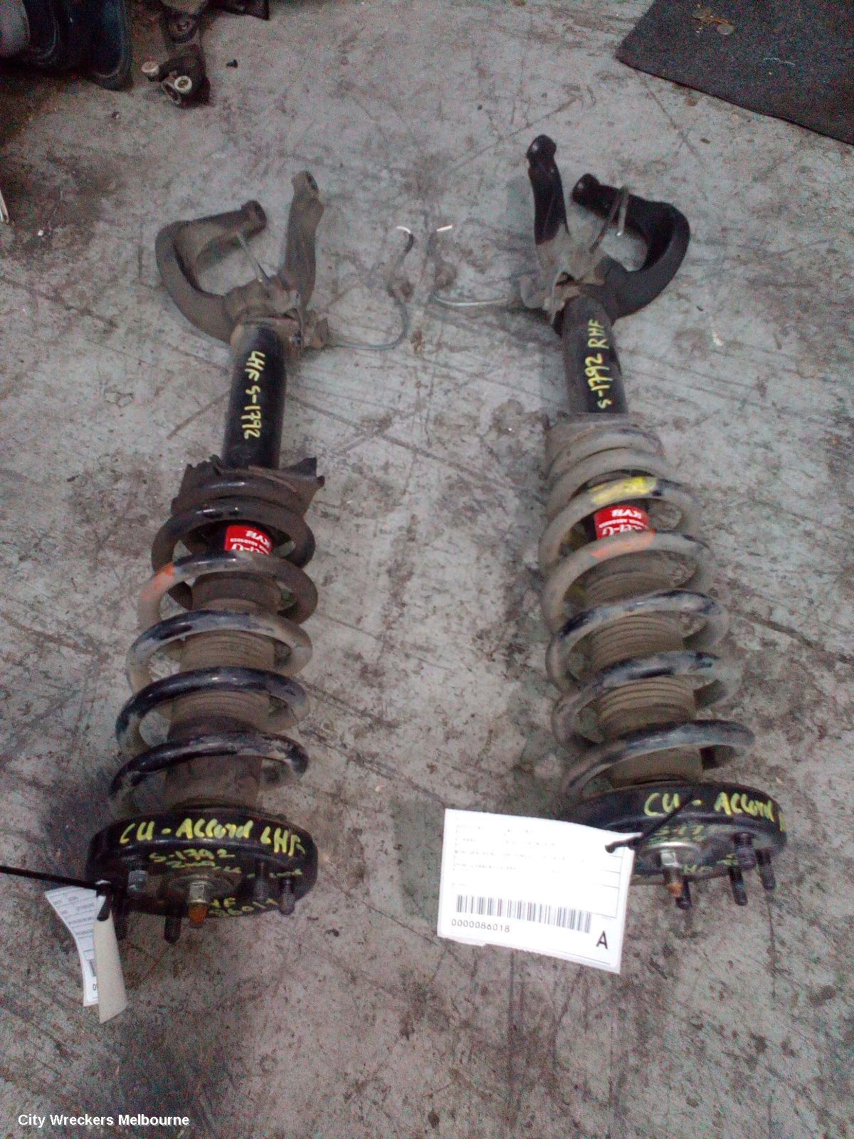 HONDA ACCORD RIGHT FRONT STRUT, 8TH GEN, EURO (VIN JHMCU), 2.4, 06/2008 - 12/2015 - Image 3