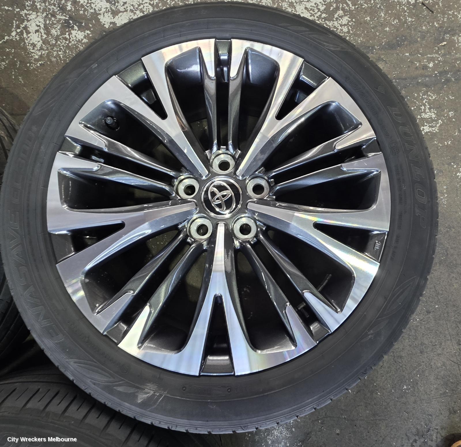 TOYOTA YARIS CROSS WHEEL MAG, FACTORY, 18X7IN, 5 Y SPOKE, BI-COLOUR, XP210, 06/2020 ONWARDS - Image 3