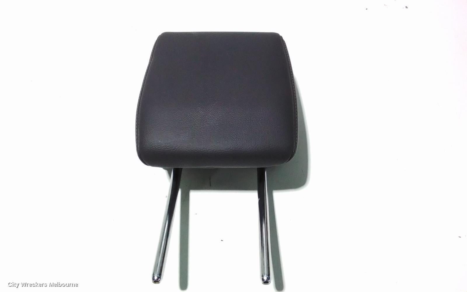HONDA CRV HEADREST, RW, RH REAR, LEATHER, 05/2017 - 08/2023 - Image 1