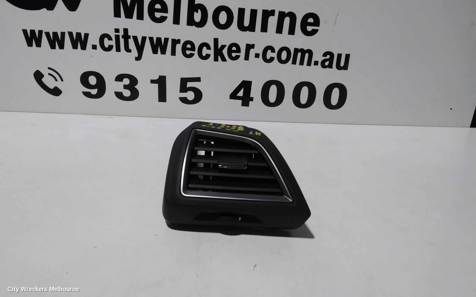 SUBARU XV, G5X, 03/2017 - 06/2023, LH DASH AIRVENT: 101949 - Image 1