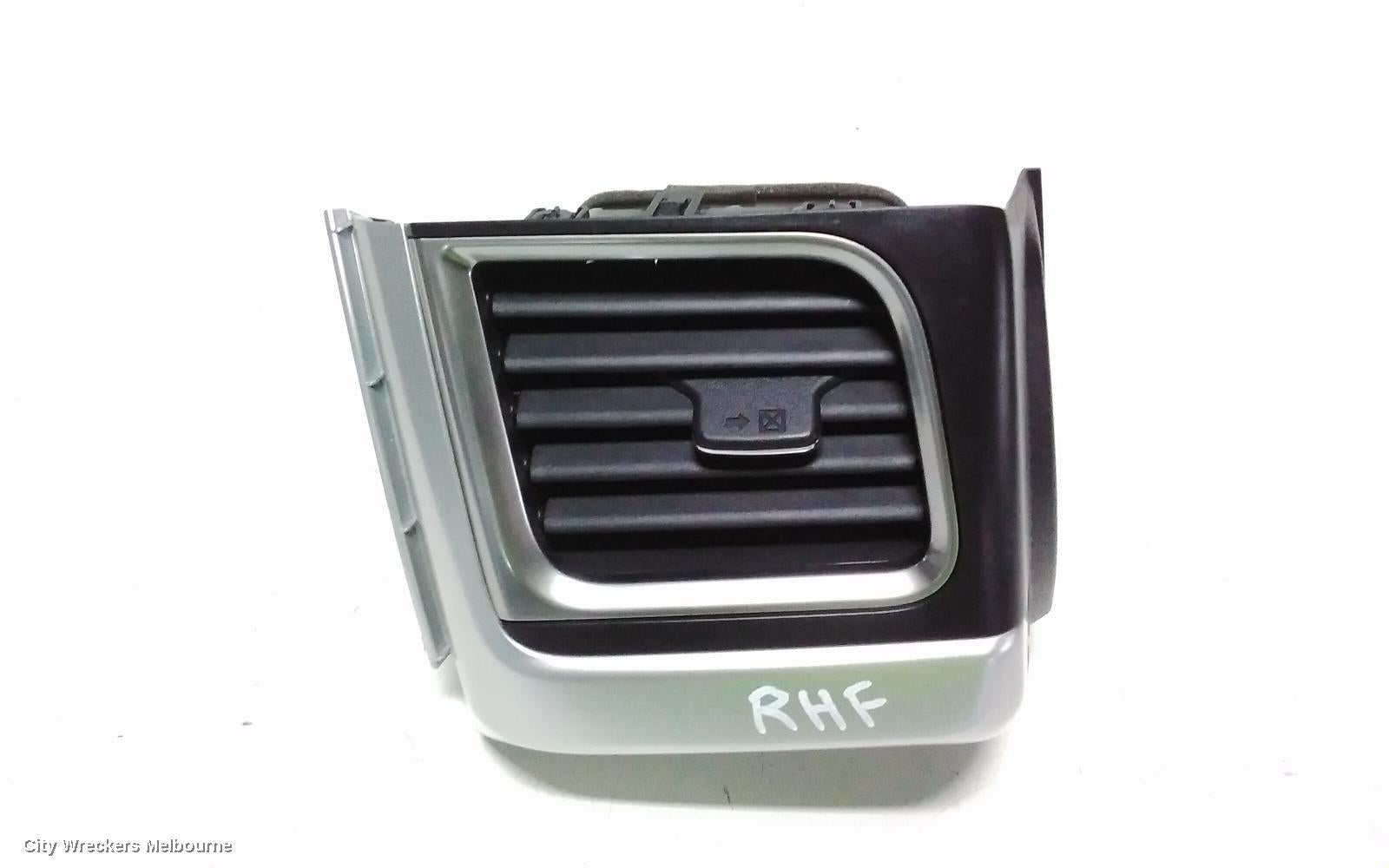 TOYOTA KLUGER, XU50 SERIES, 03/2014 - 02/2021, RH AIRVENT: 116304 - Image 3