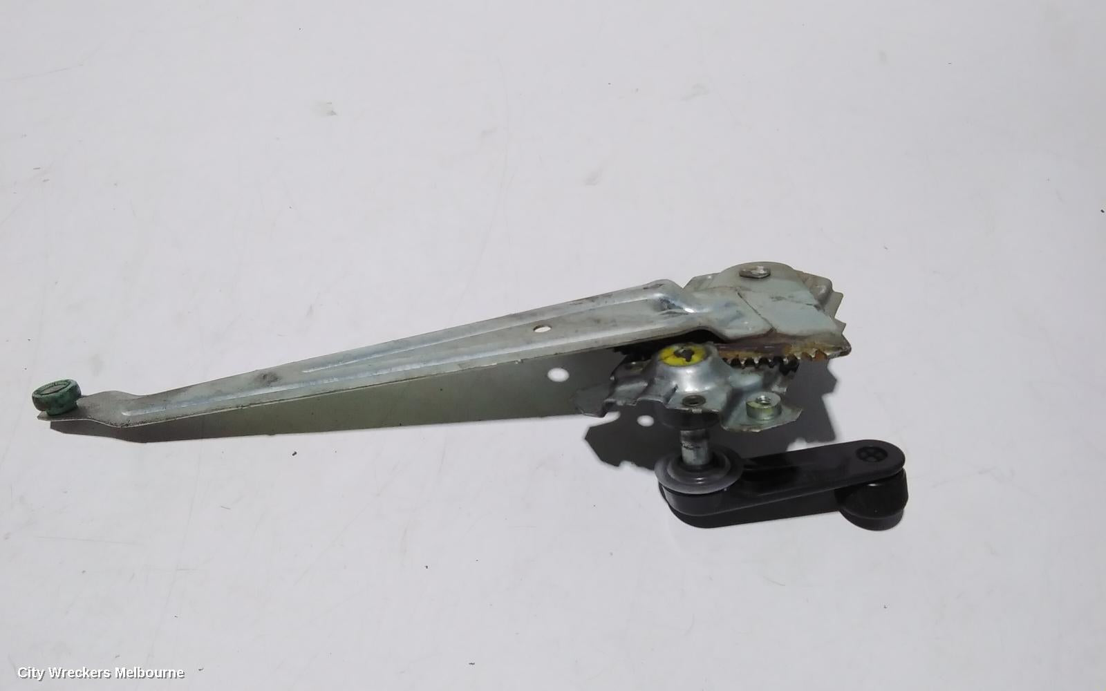 TOYOTA COROLLA RIGHT REAR WND REG/MOTOR, ZZE122, MANUAL, 12/2001 - 06/2007 - Image 2