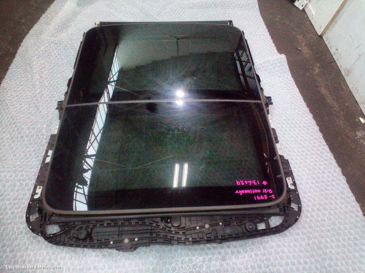 MITSUBISHI OUTLANDER ROOF GLASS/SUNROOF/T, ZM, 08/2021 ONWARDS - Image 3