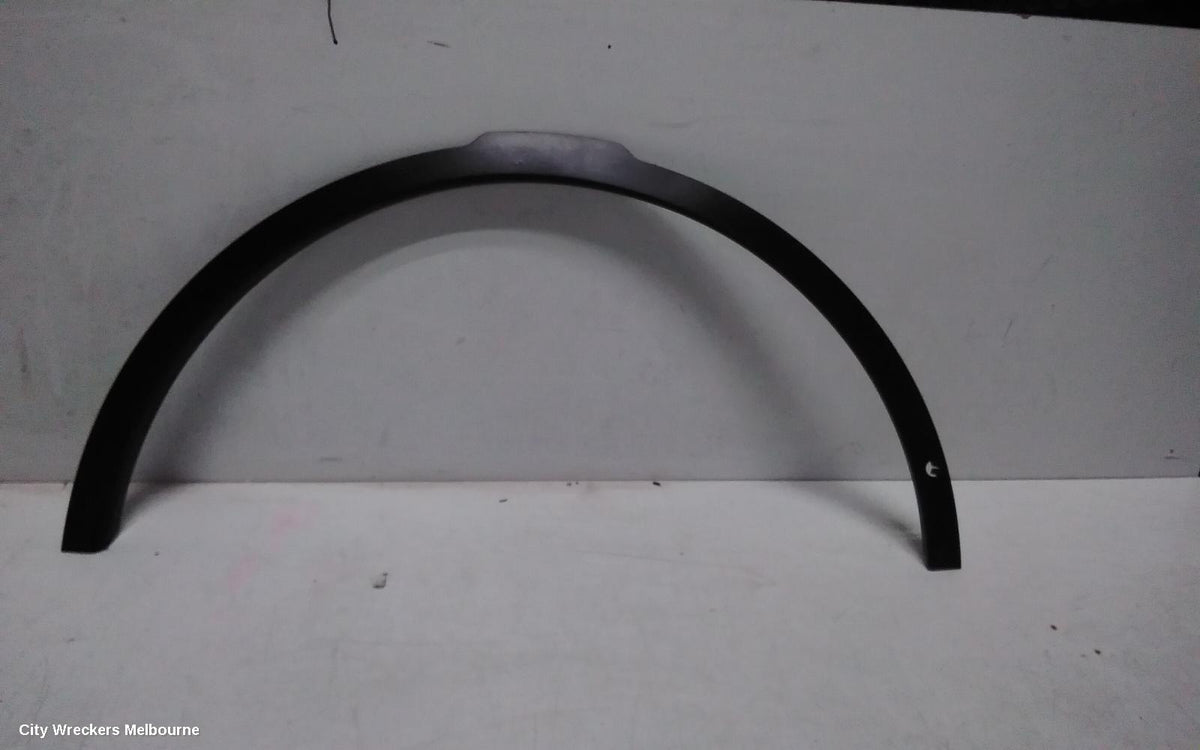 LAND ROVER DISCOVERY WHEEL ARCH FLARE, L462, RH FRONT, W/ PARK SENSOR TYPE, MATTE BLACK, 12/2016 ONWARDS - Image 1