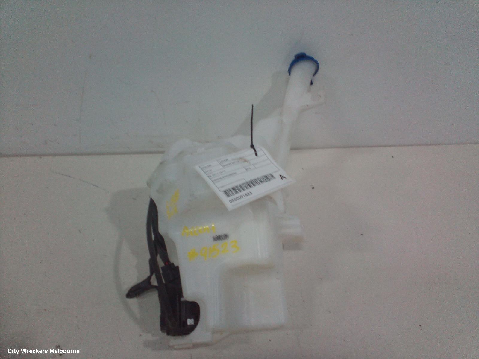 HYUNDAI ACCENT WASHER BOTTLE, RB, 05/2011 - 12/2019 - Image 3