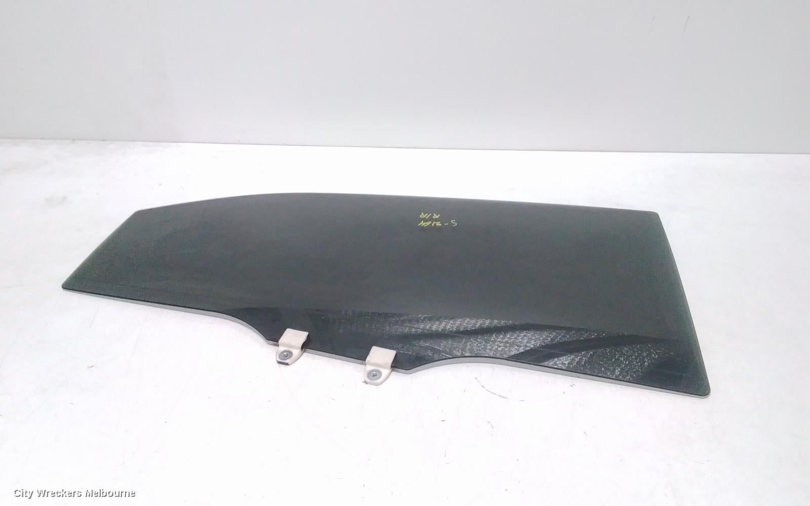 HONDA HRV RIGHT REAR DOOR WINDOW, RV, 12/2021 ONWARDS - Image 1