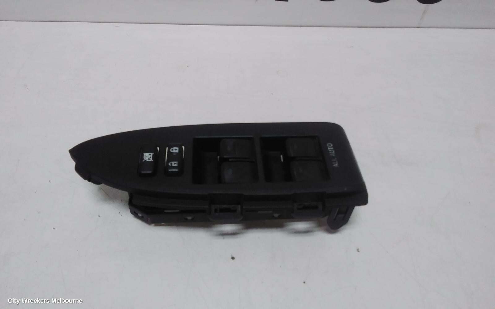 TOYOTA PRIUS PWR DR WIND SWITCH, ZVW30R, RH FRONT (MASTER SWITCH), 07/2009 - 12/2015 - Image 2
