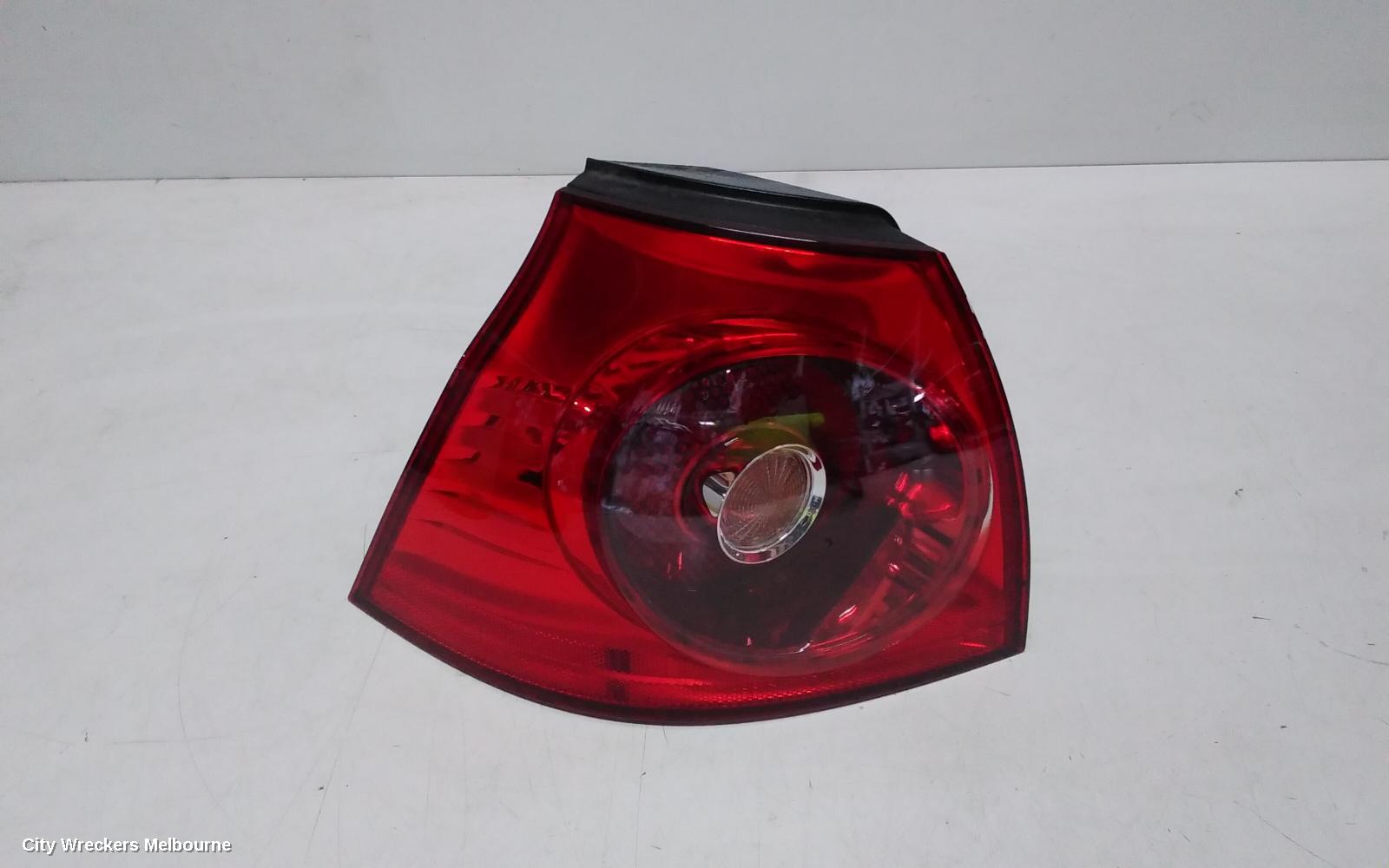 VOLKSWAGEN GOLF LEFT TAILLIGHT, GEN 5, HATCH, NON TINTED TYPE, 06/2004 - 02/2009 - Image 1