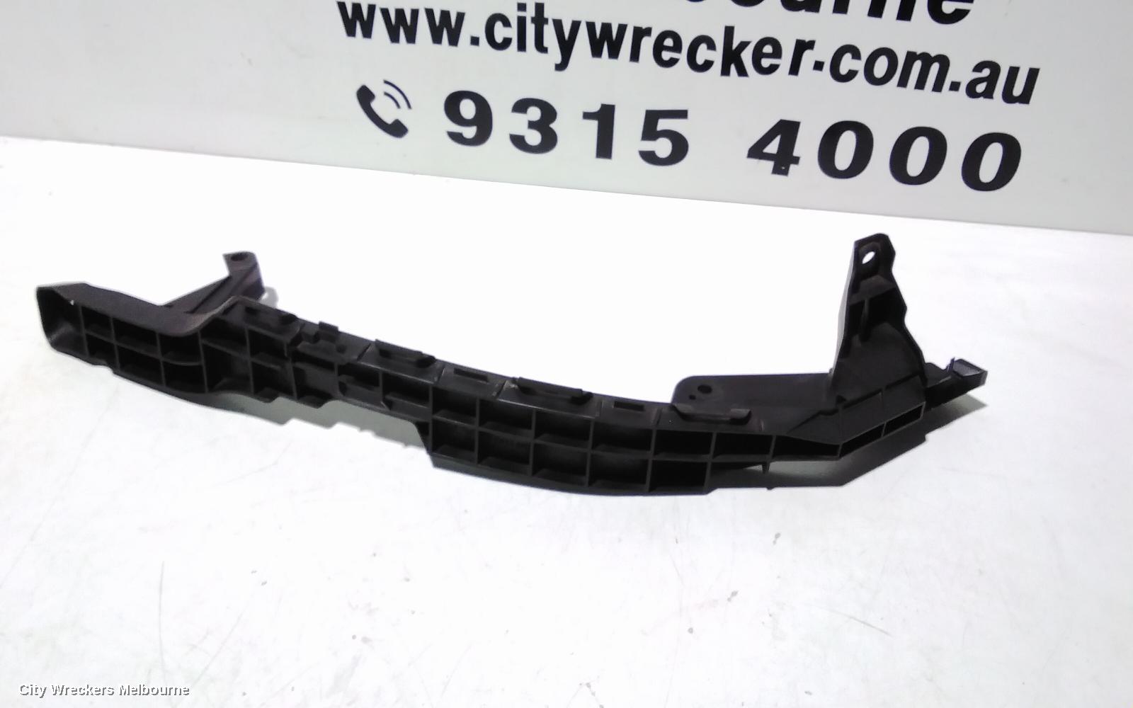 HONDA ACCORD, 8TH GENERATION 02/2008 - 04/2013, RIGHT HEADLIGHT BRAKET : 104953 - Image 2