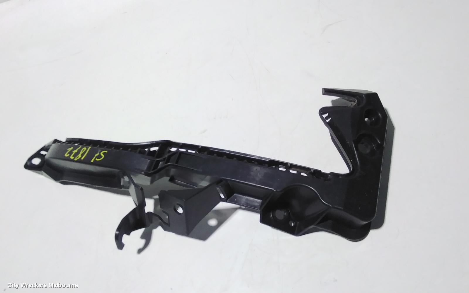 SUBARU OUTBACK, 6TH GEN, 08/2014 - 12/2020, RH HEAD LIGHT BRAKET: 89466 - Image 2