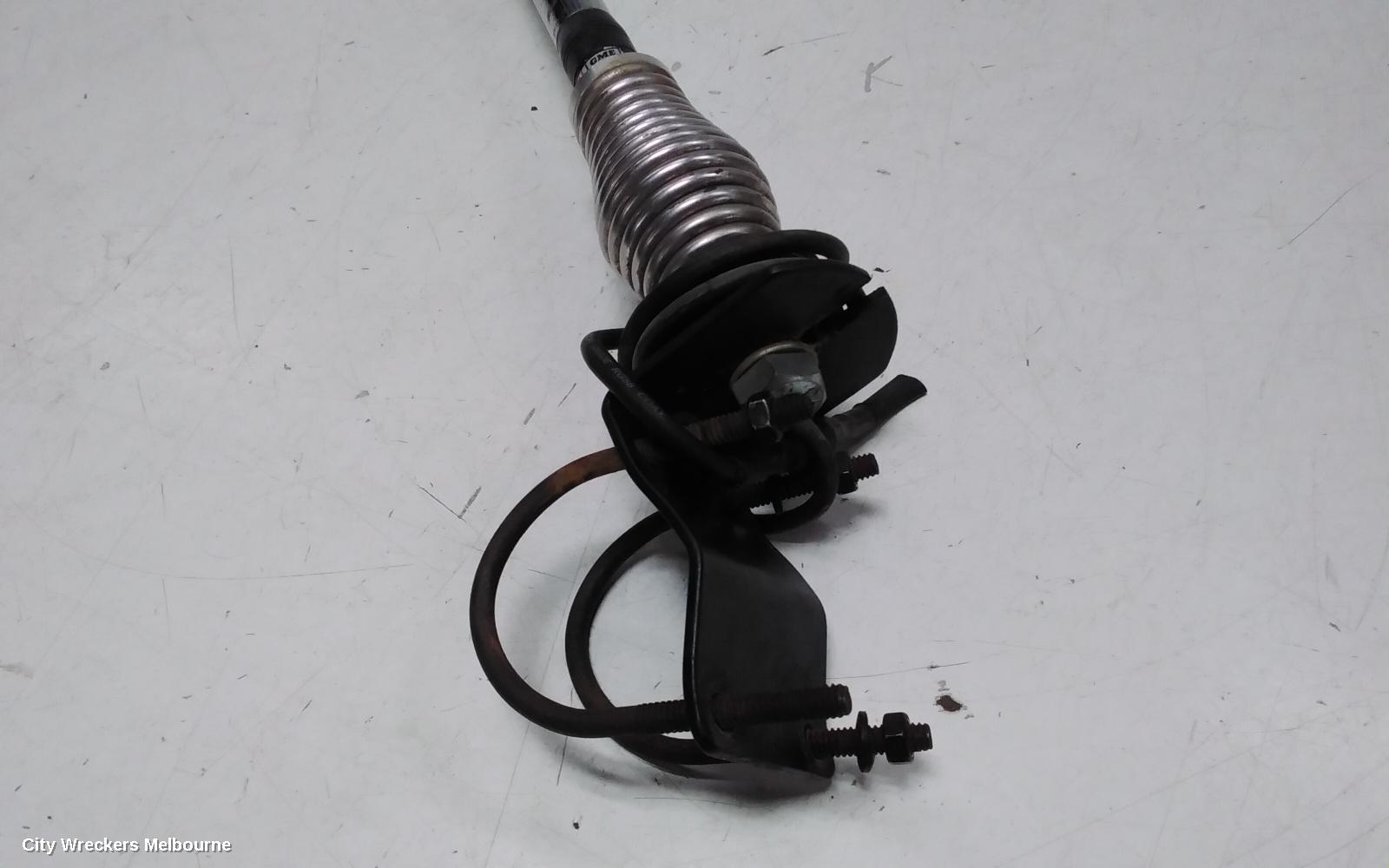 TOYOTA PRADO ANTENNA, 150 SERIES, 11/2009 ONWARDS - Image 3