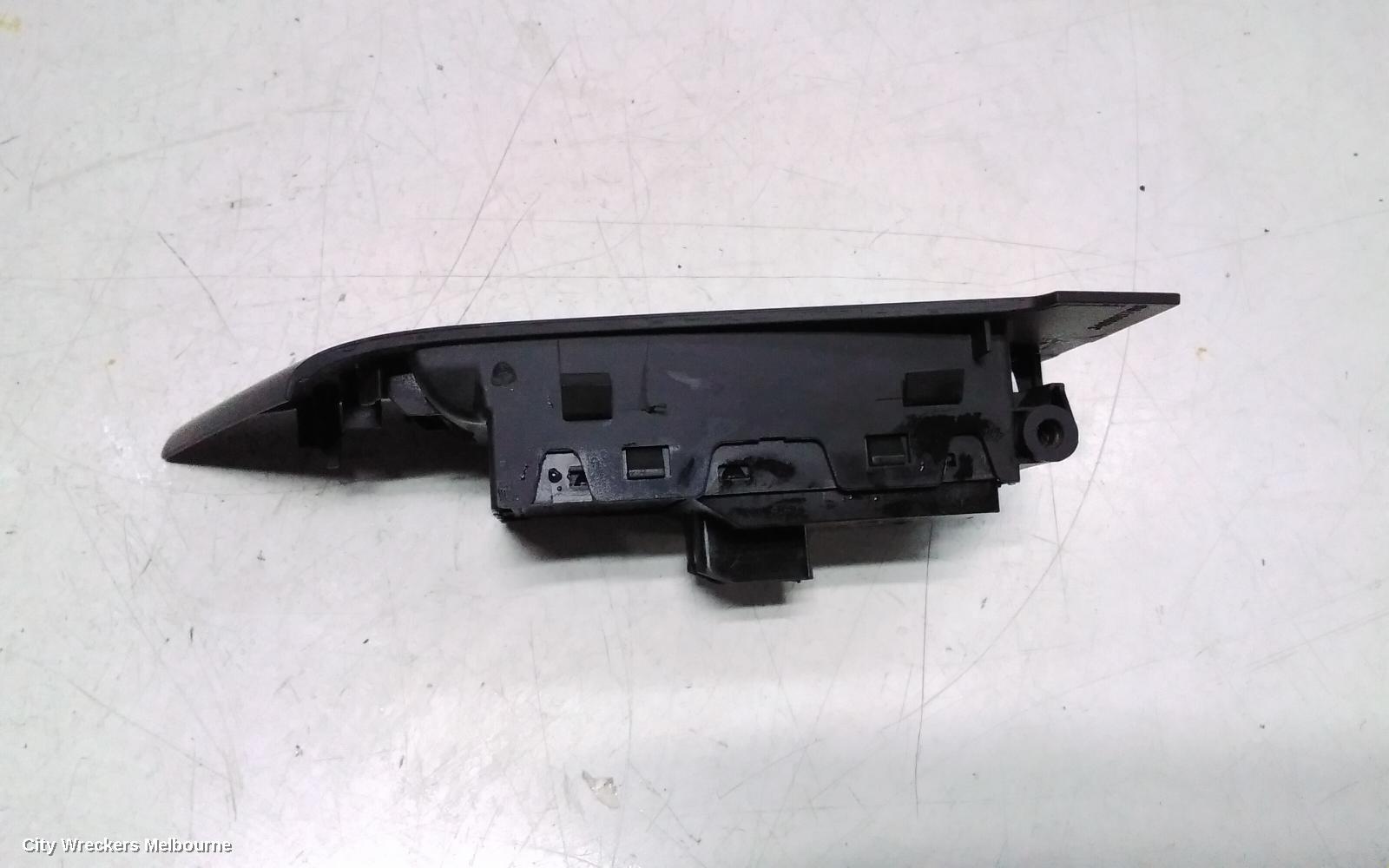 HOLDEN ASTRA PWR DR WIND SWITCH, RH FRONT (MASTER SWITCH), PJ, 12/2014 ONWARDS - Image 3