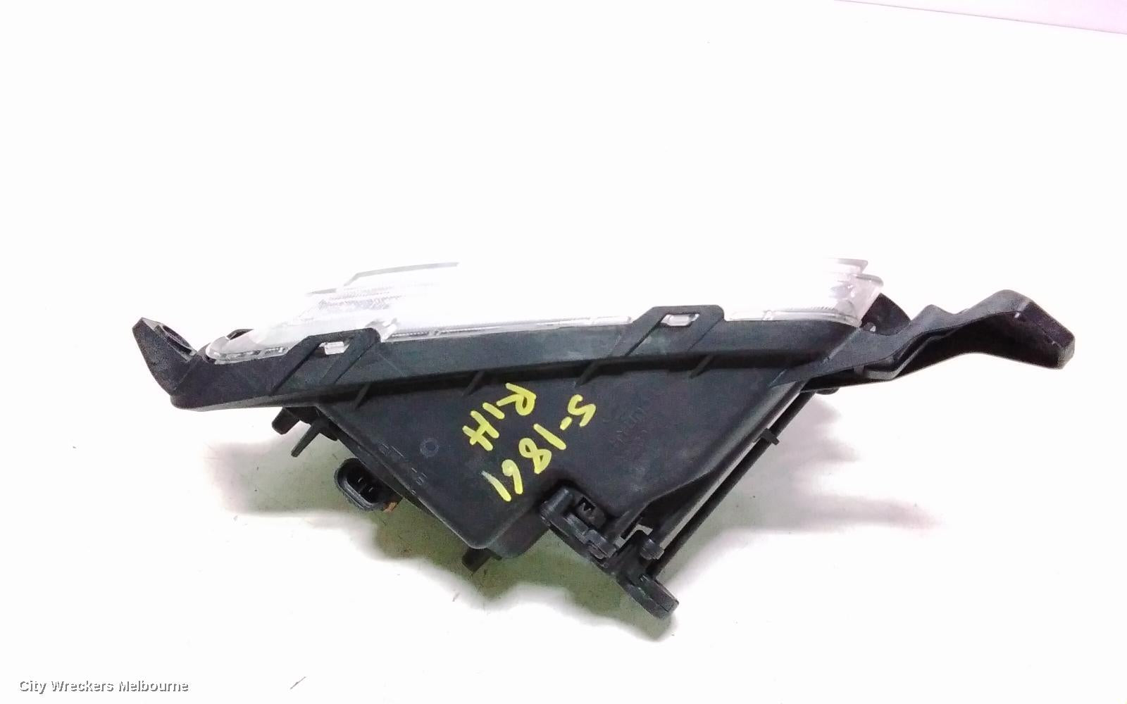 HYUNDAI TUCSON RIGHT INDICATOR/FOG/SIDE, BUMPER FOGLAMP, TL, KOREAN BUILT (VIN KMHJ), 07/2015 - 06/2018 - Image 3