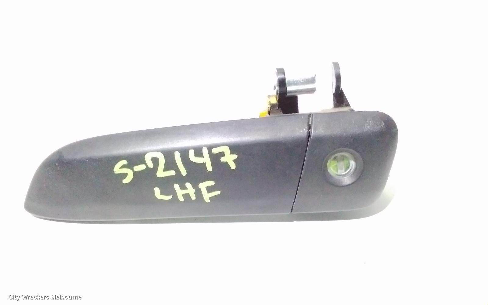 TOYOTA HIACE DOOR HANDLE, OUTER, LH FRONT, TRH/KDH, 03/2005 - 04/2019 - Image 2