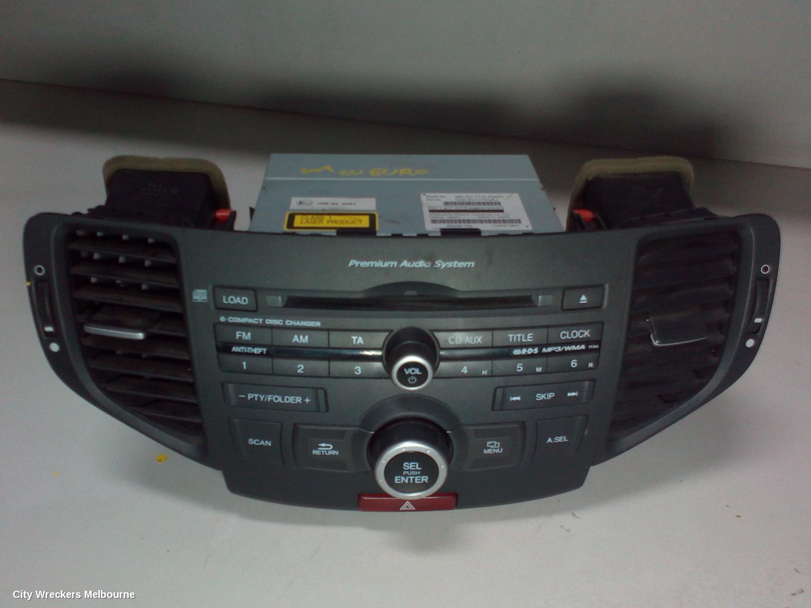 HONDA ACCORD RADIO/CD/DVD/SAT/TV, DISPLAY UNIT ONLY, NON SAT NAV TYPE, 8TH GEN, EURO (VIN JHMCU), 06/2008 - 12/2015 - Image 1