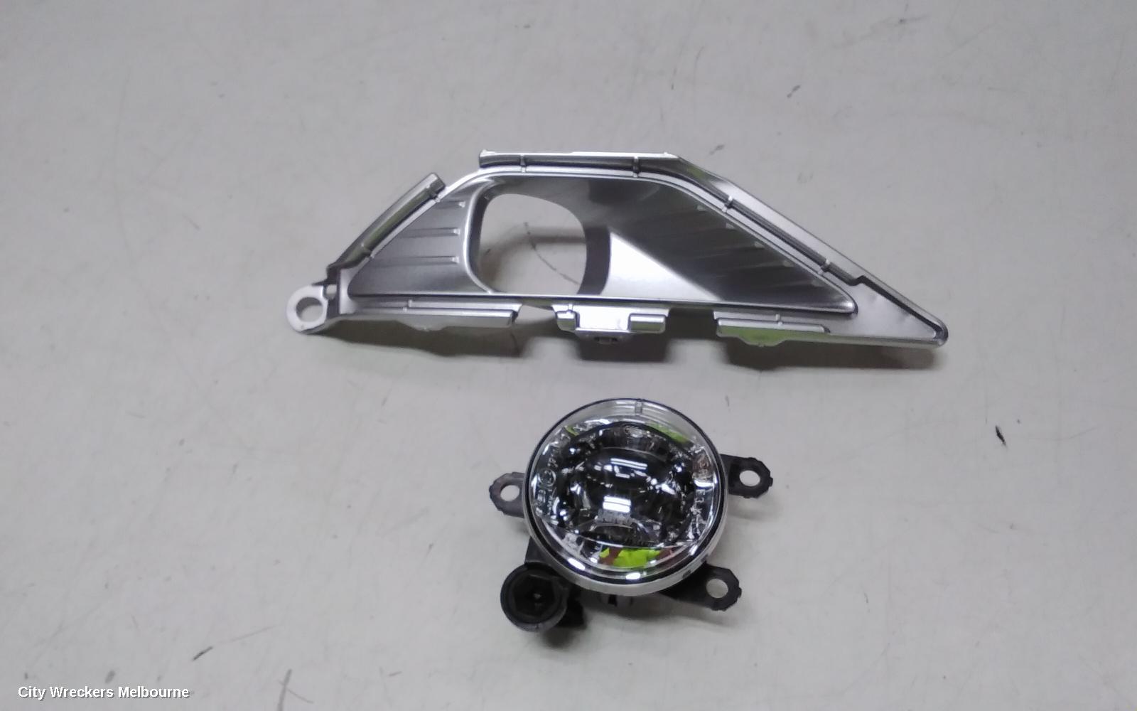 MITSUBISHI OUTLANDER LEFT INDICATOR/FOG/SIDE, BUMPER FOGLAMP, ZM, LED TYPE, 08/2021 ONWARDS - Image 2
