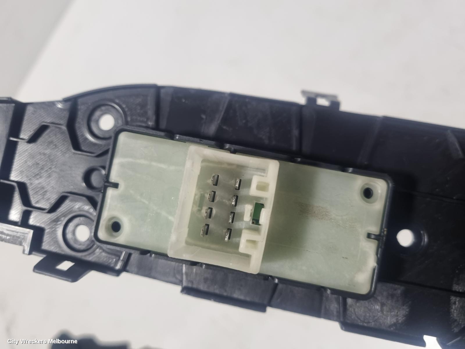 JEEP COMPASS PWR DR WIND SWITCH, LH FRONT, MK, 07/2011 - 12/2016 - Image 3
