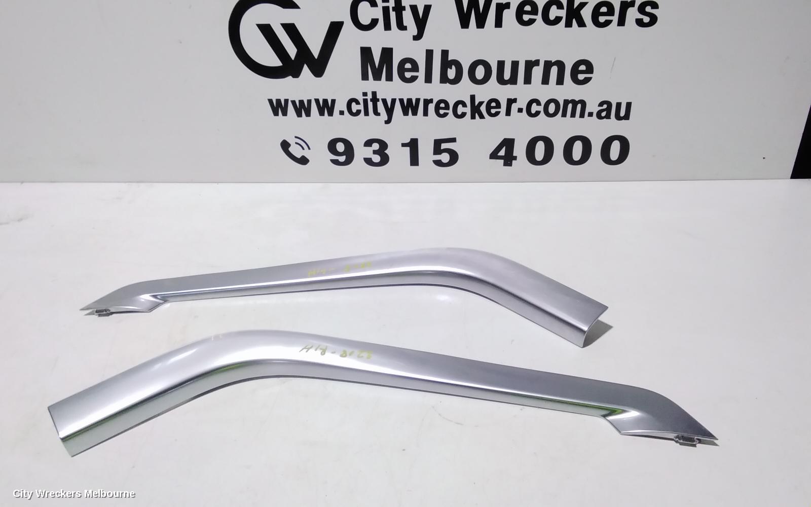LAND ROVER RANGEROVER SPORT TRIM PANEL, L494, 12/2013 - 04/2022 - Image 1