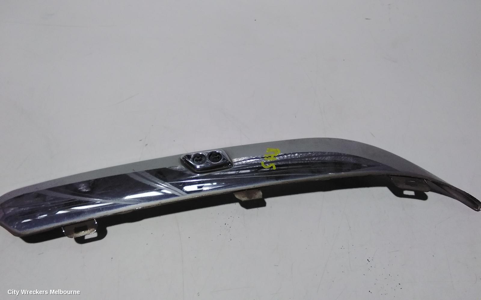 CHRYSLER 300C WASHER JET, 11/2005 - 12/2011 - Image 2