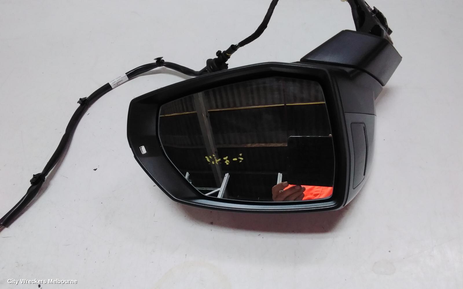 AUDI Q7 RIGHT DOOR MIRROR, 4M, POWER FOLD, W/ LANE ASSIST, NON CAMERA TYPE, 09/2015 - 03/2020 - Image 2