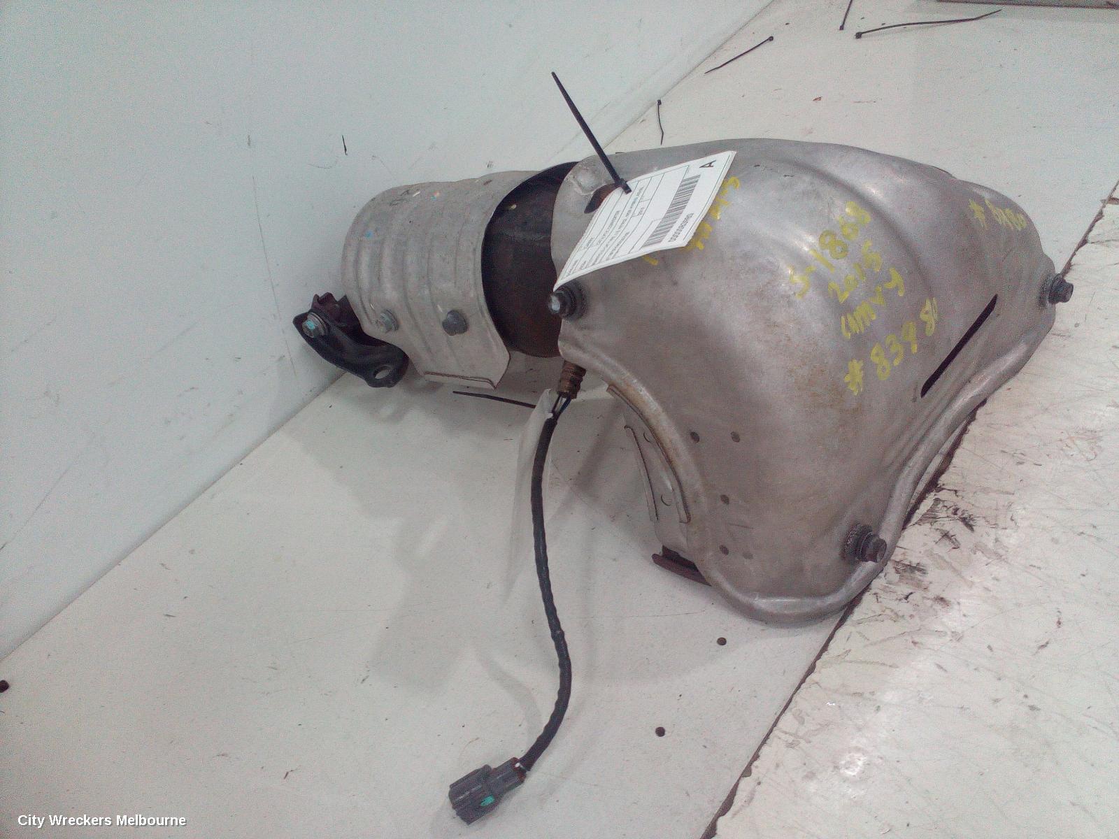 TOYOTA CAMRY CATALYTIC CONVERTER, MANIFOLD-CAT TYPE, 2.5, PETROL, NON HYBRID, ASV50, 05/2015 - 10/2017 - Image 3