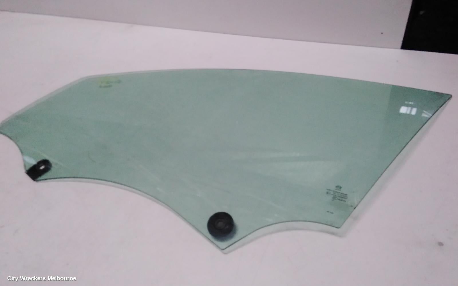 PEUGEOT 308 LEFT FRONT DOOR WINDOW, T9, 10/2014 - 05/2021 - Image 2