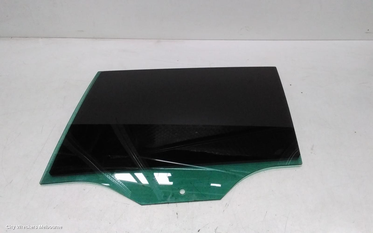 VOLKSWAGEN TIGUAN LEFT REAR DOOR WINDOW, 5NA, PRIVACY TINT TYPE, NON ALLSPACE, 06/2016 - 02/2024 - Image 2